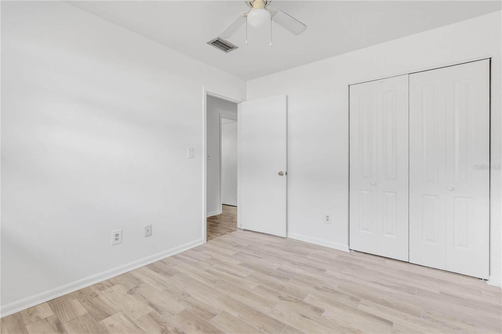 BLACK OAKS - Residential