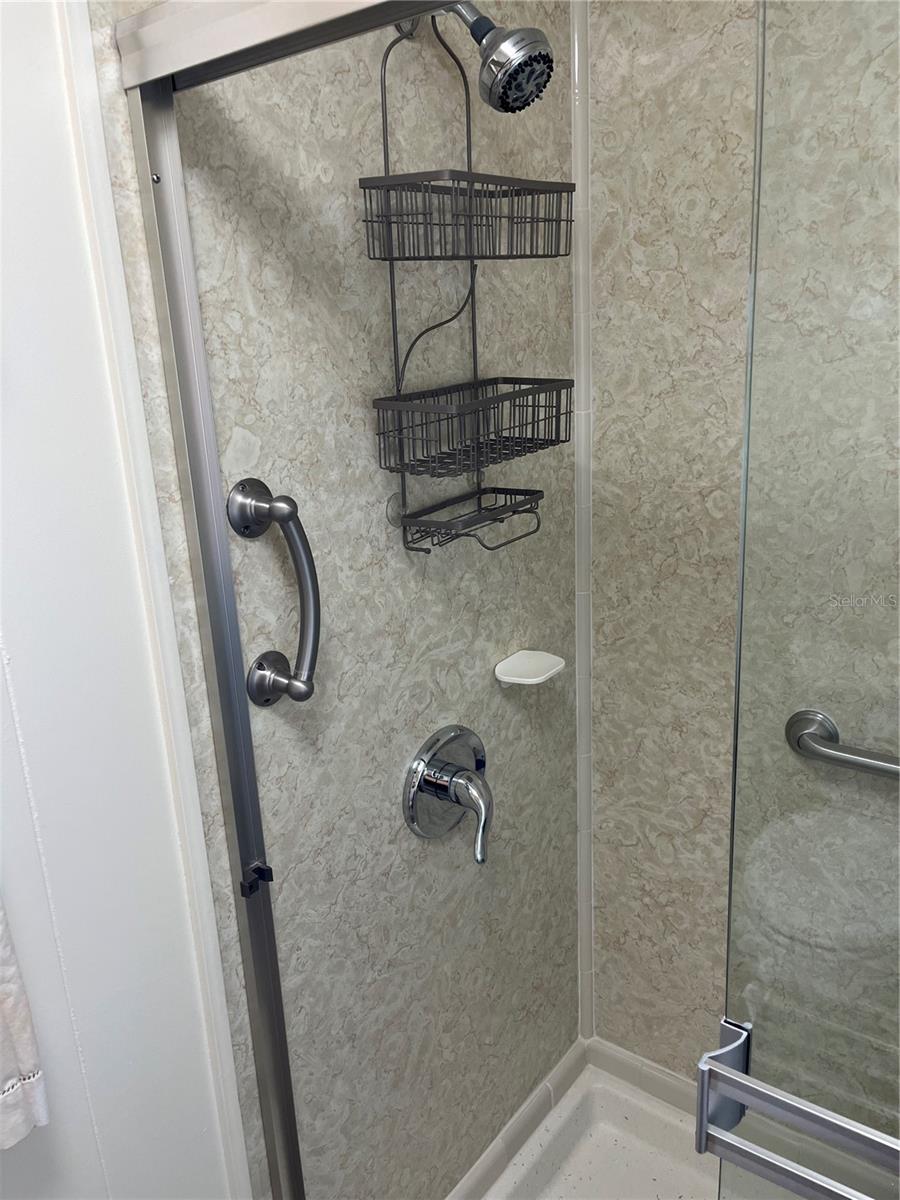 VENICE ISLE - Residential