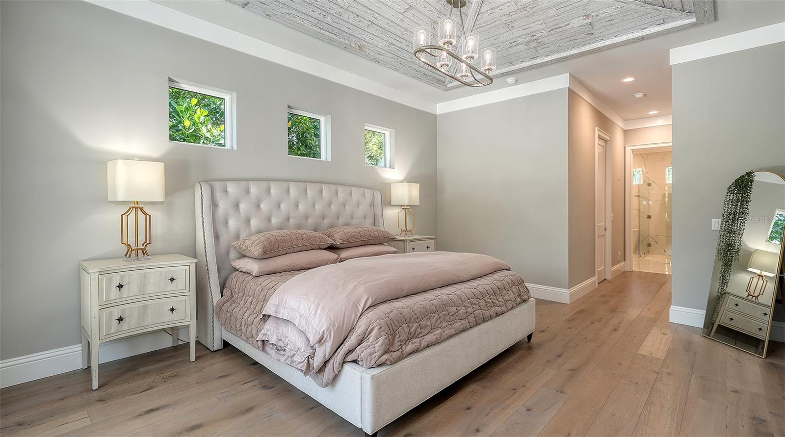 POINSETTIA PARK 2 - Residential Lease