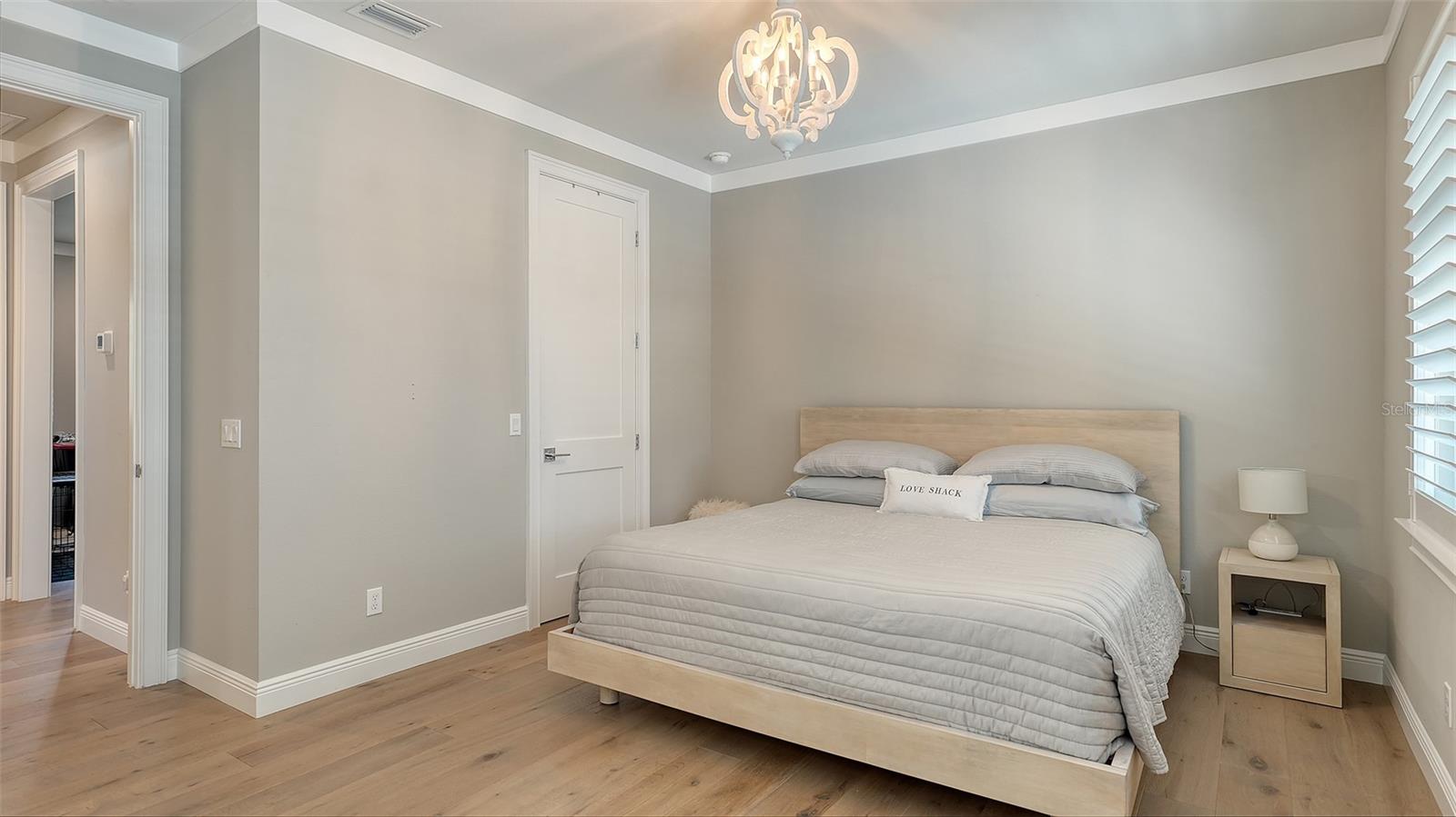POINSETTIA PARK 2 - Residential Lease