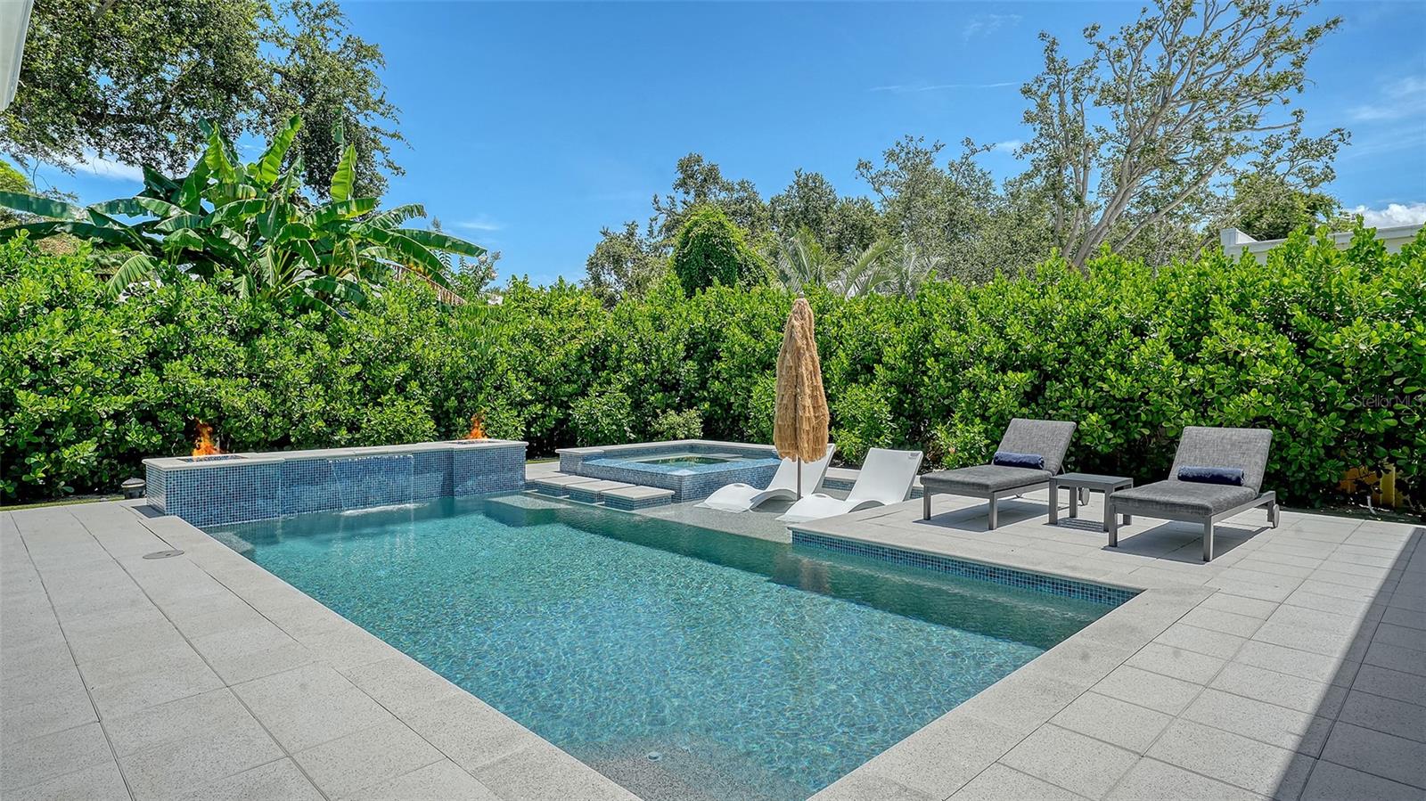 POINSETTIA PARK 2 - Residential Lease