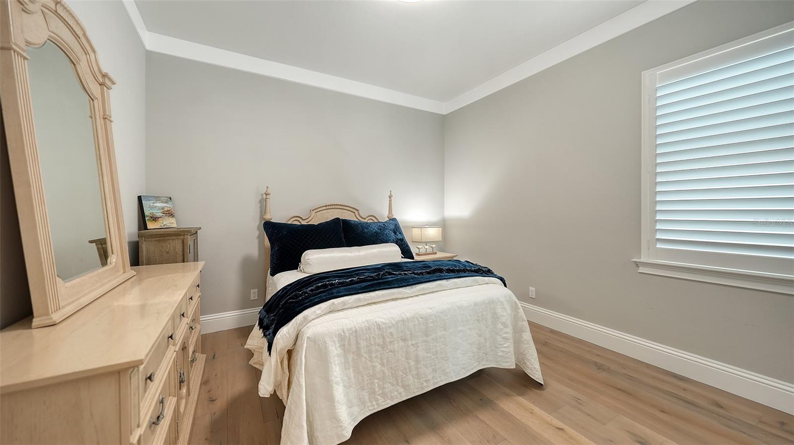 POINSETTIA PARK 2 - Residential Lease