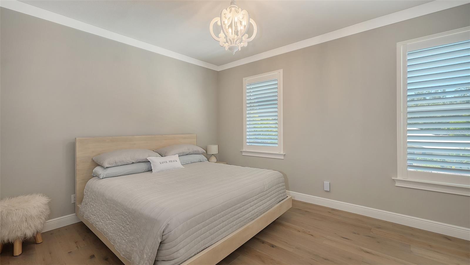POINSETTIA PARK 2 - Residential Lease