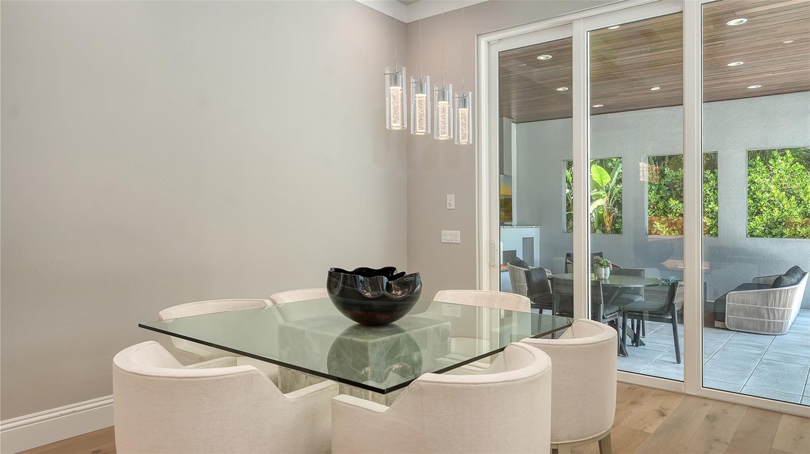 POINSETTIA PARK 2 - Residential Lease
