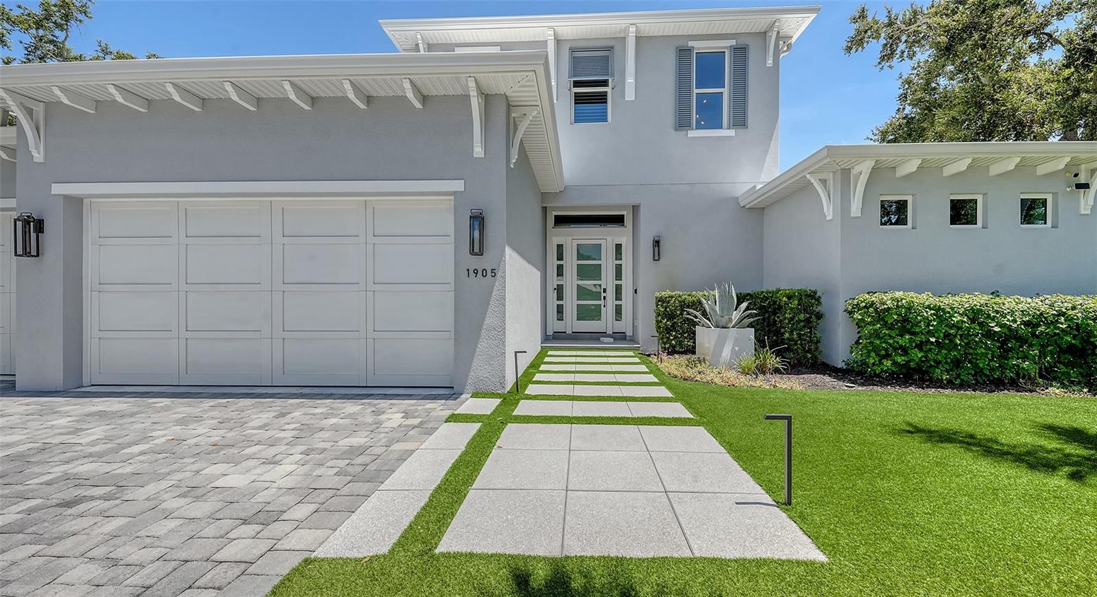 POINSETTIA PARK 2 - Residential Lease