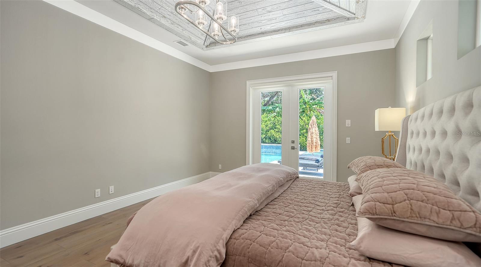 POINSETTIA PARK 2 - Residential Lease