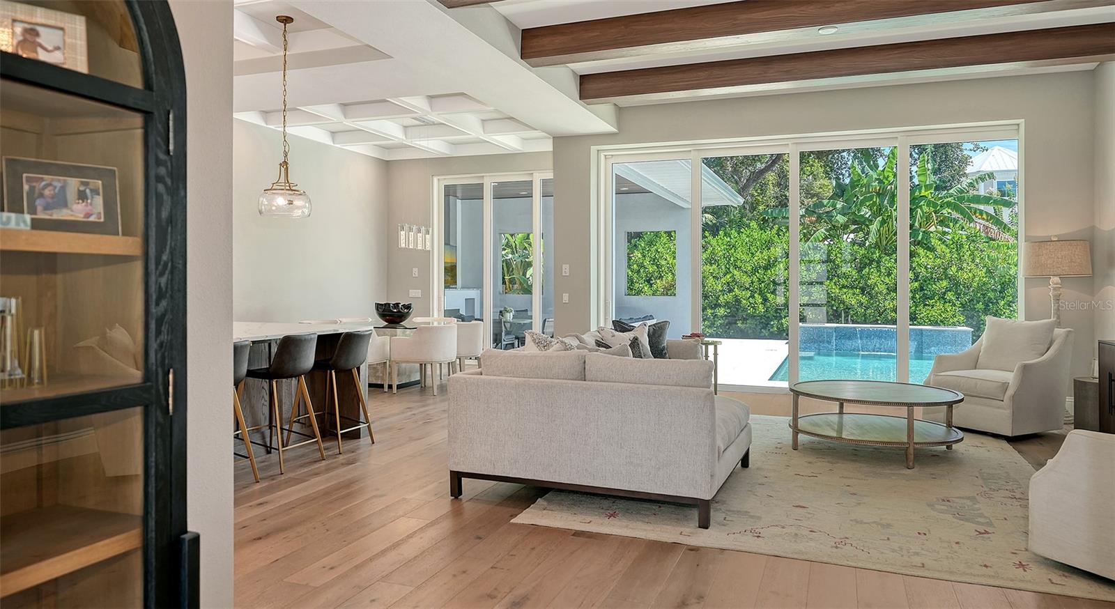 POINSETTIA PARK 2 - Residential Lease