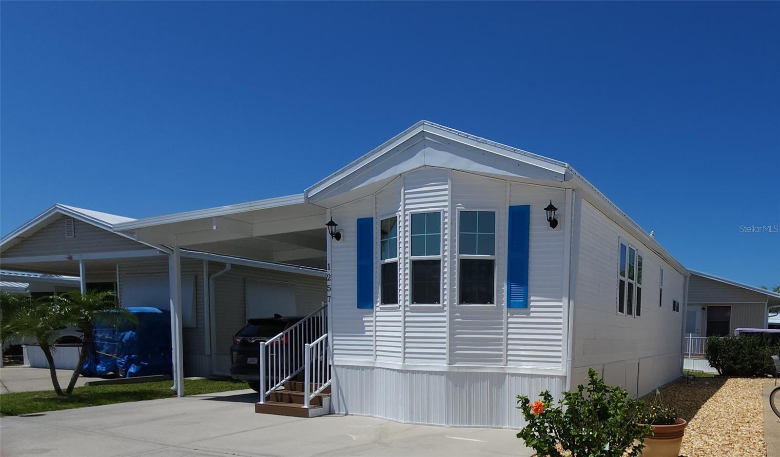 WELL KEPT ONE BEDROOM, TWO BATHROOM MOBILE HOME IN ACTIVE 55+ COMMUNITY. This turnkey property is in move-in condition. Eat-in kitchen. Single carport. Storage shed. Den with an en suite full bathroom and a separate entrance could easily become a second bedroom. Light and beachy decor. Central A/C (2020). New membrane roof (2025). Water heater (2021). Sold for CASH ONLY. Sugar Creek Country Club has LOW HOA FEES OF $525 each QUARTER which include internet, cable, grass mowing, water, sewer and trash. There are 2 swimming pools, heated spa, clubhouse, tennis, pickleball, shuffleboard, a fitness room, and workshop. There is an active social calendar during the winter months. Enjoy this community's proximity to the River Links Golf Course and the Braden River. SO MUCH TO OFFER! Sorry this is not a dog lot.