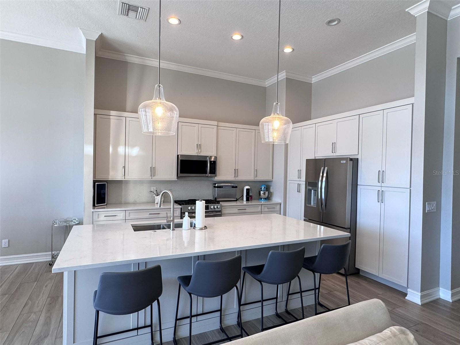 BAYOU CLUB ESTATES TR 5 PH 3 - Residential Lease