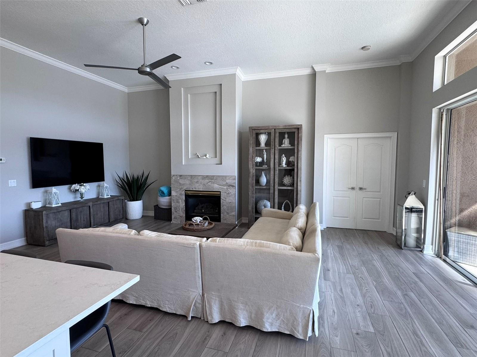 BAYOU CLUB ESTATES TR 5 PH 3 - Residential Lease