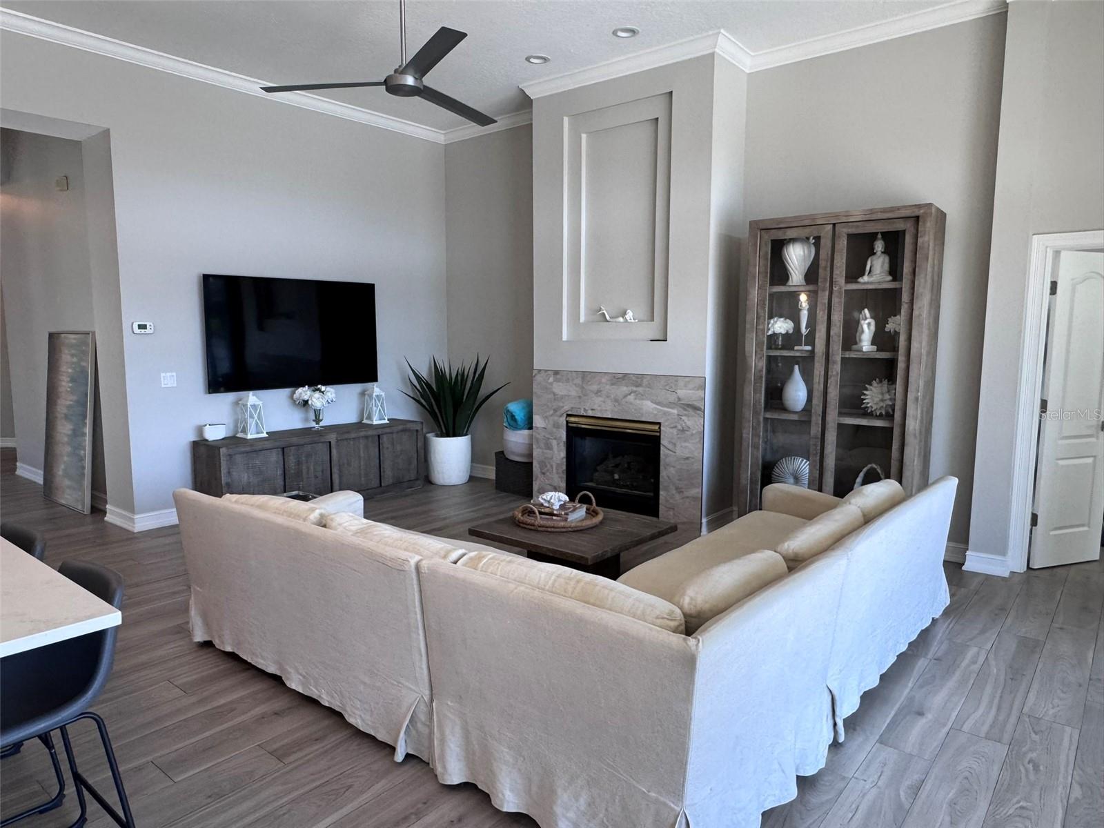 BAYOU CLUB ESTATES TR 5 PH 3 - Residential Lease