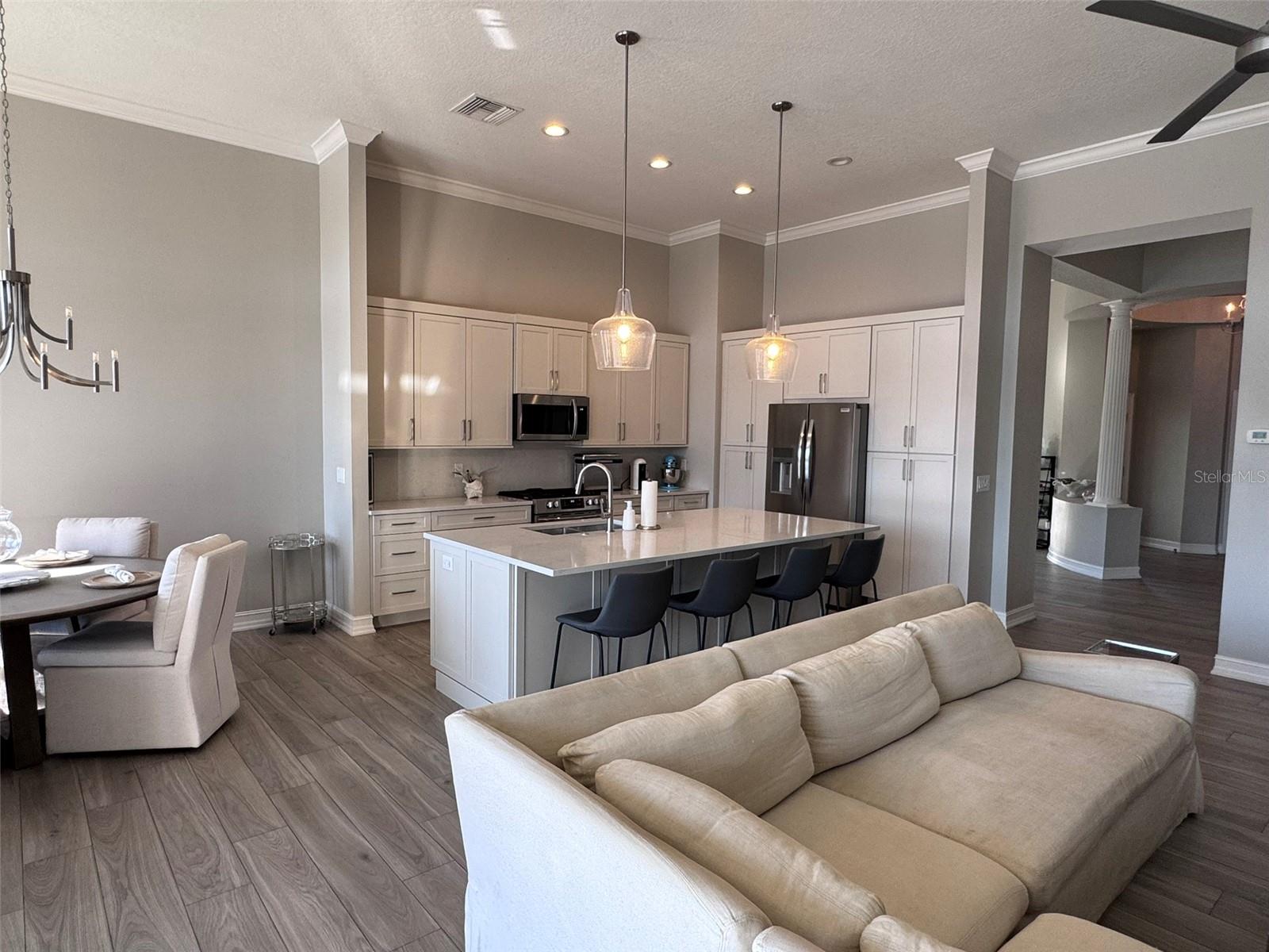 BAYOU CLUB ESTATES TR 5 PH 3 - Residential Lease