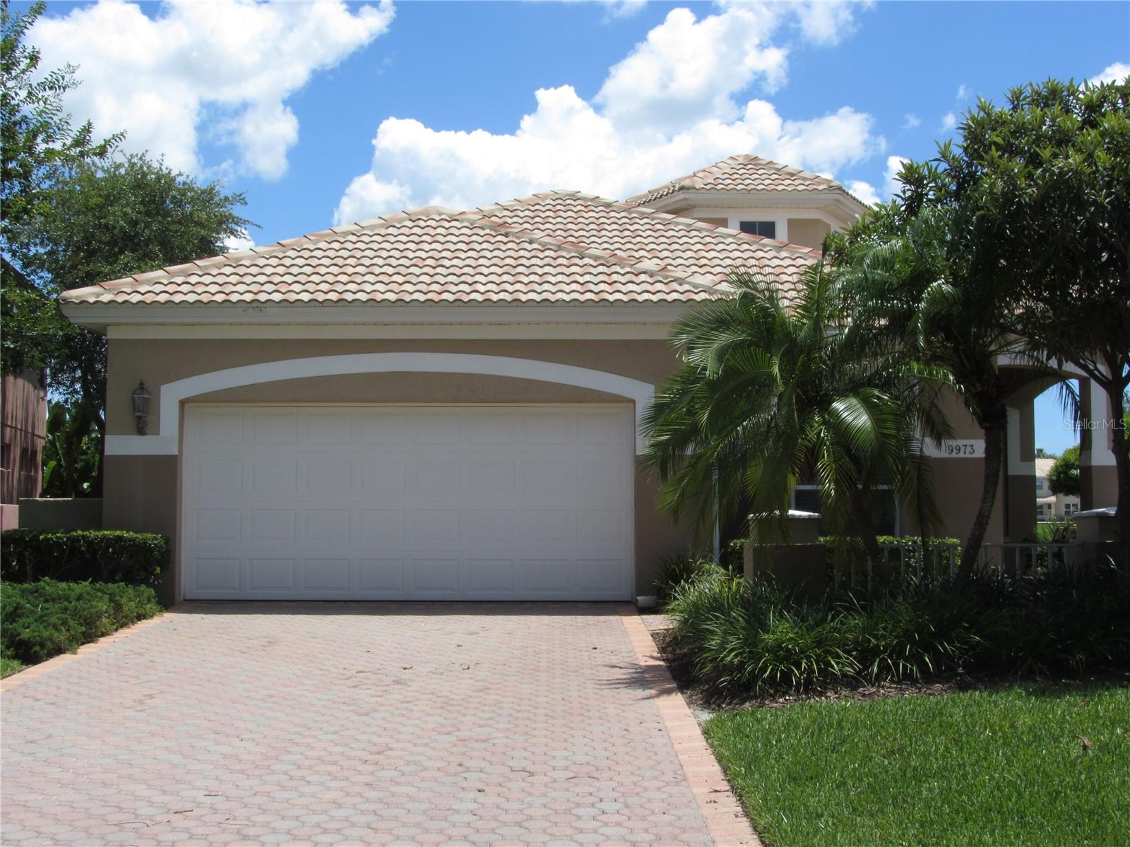 BAYOU CLUB ESTATES TR 5 PH 3 - Residential Lease