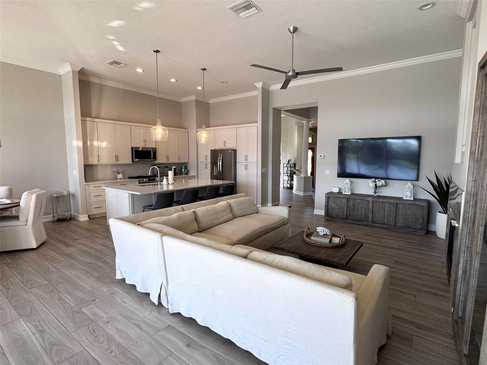 BAYOU CLUB ESTATES TR 5 PH 3 - Residential Lease