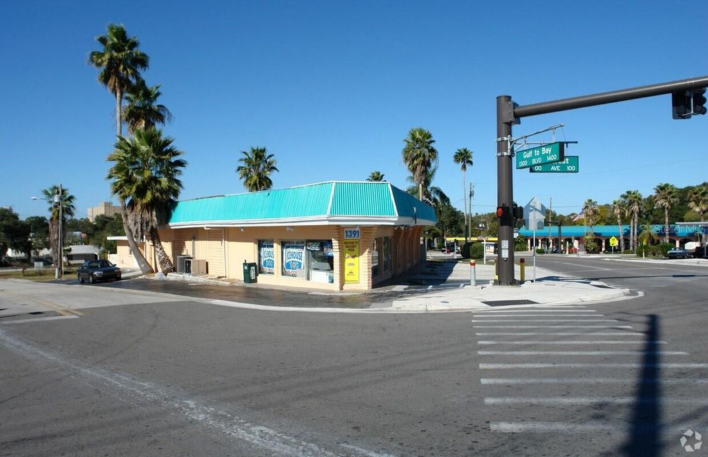 Photo of 1383 Gulf To Bay Boulevard, Clearwater, FL 33755 (MLS # TB8502406)