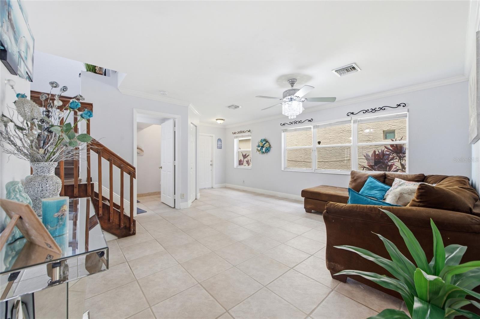 4258 NW 1ST DR