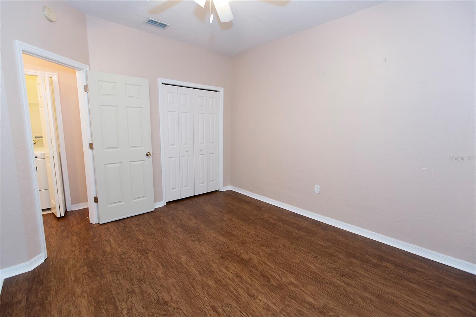 BLUES CREEK - Residential Lease