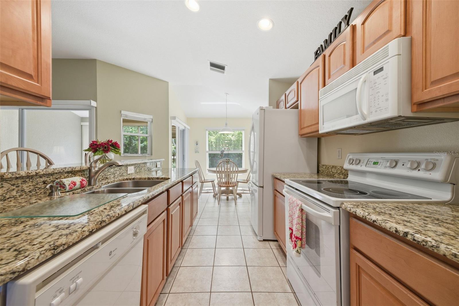 LEXINGTON OAKS PH 02 - Residential