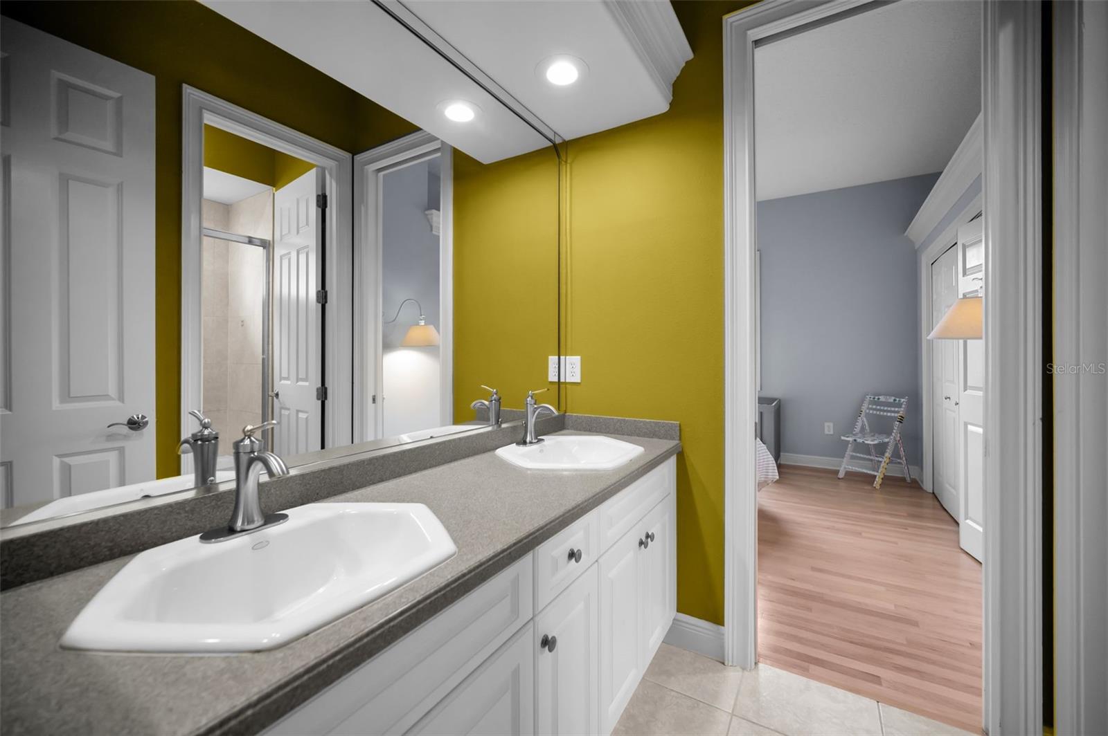 BAYOU CLUB ESTATES TR 2 PH 3 - Residential