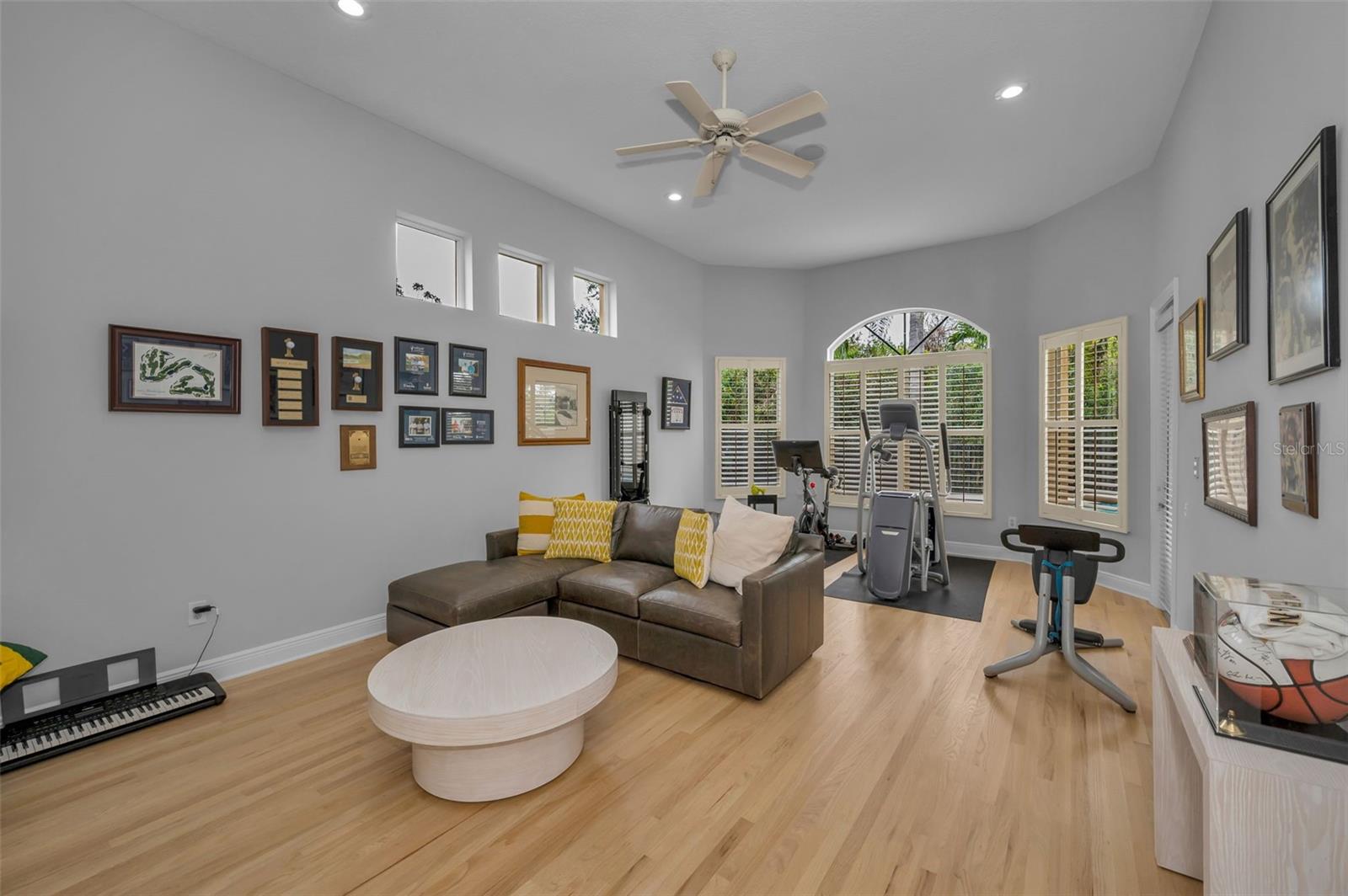 BAYOU CLUB ESTATES TR 2 PH 3 - Residential