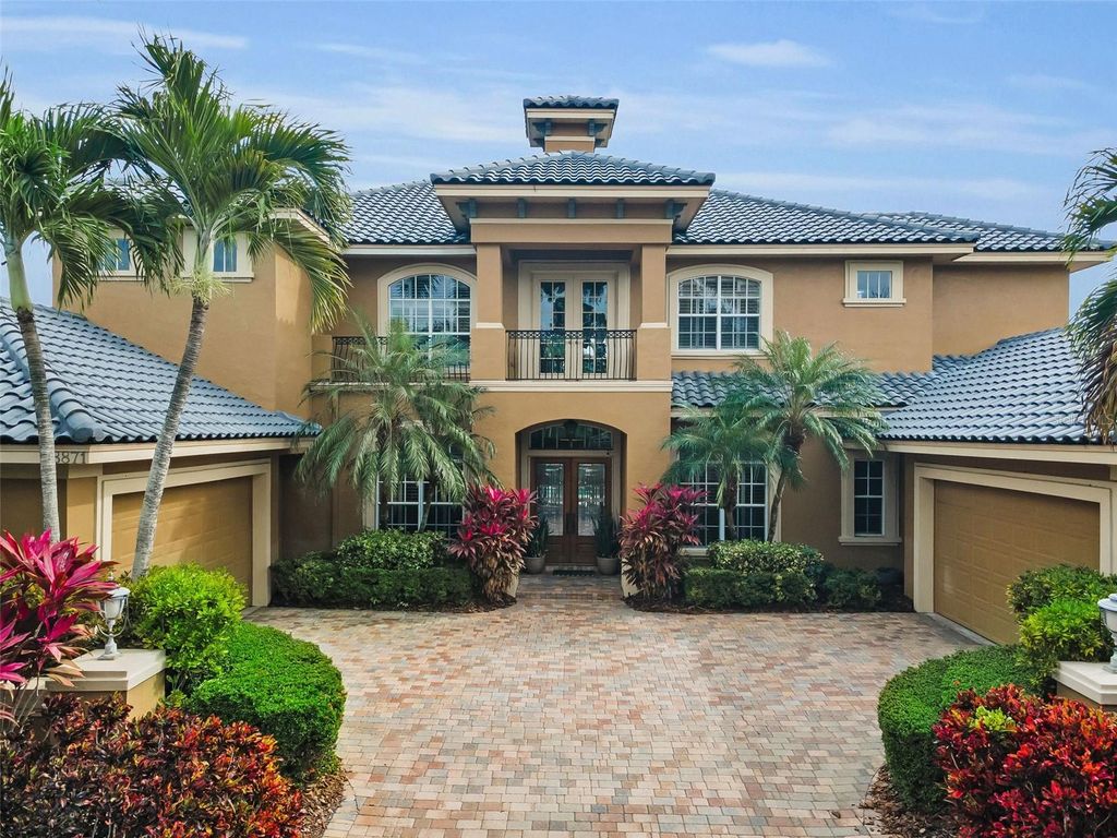 Photo of 8871 Silverthorn Road, Seminole, FL 33777 (MLS # TB8465707)