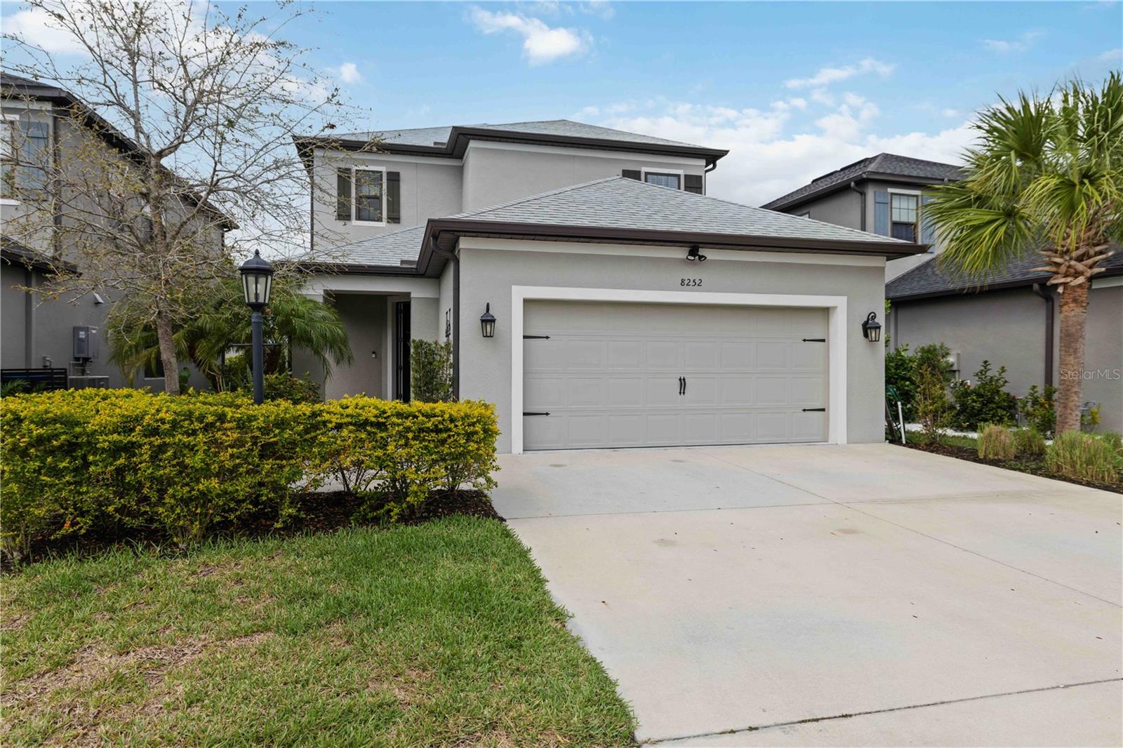 8252 SHOOTING STAR ROAD