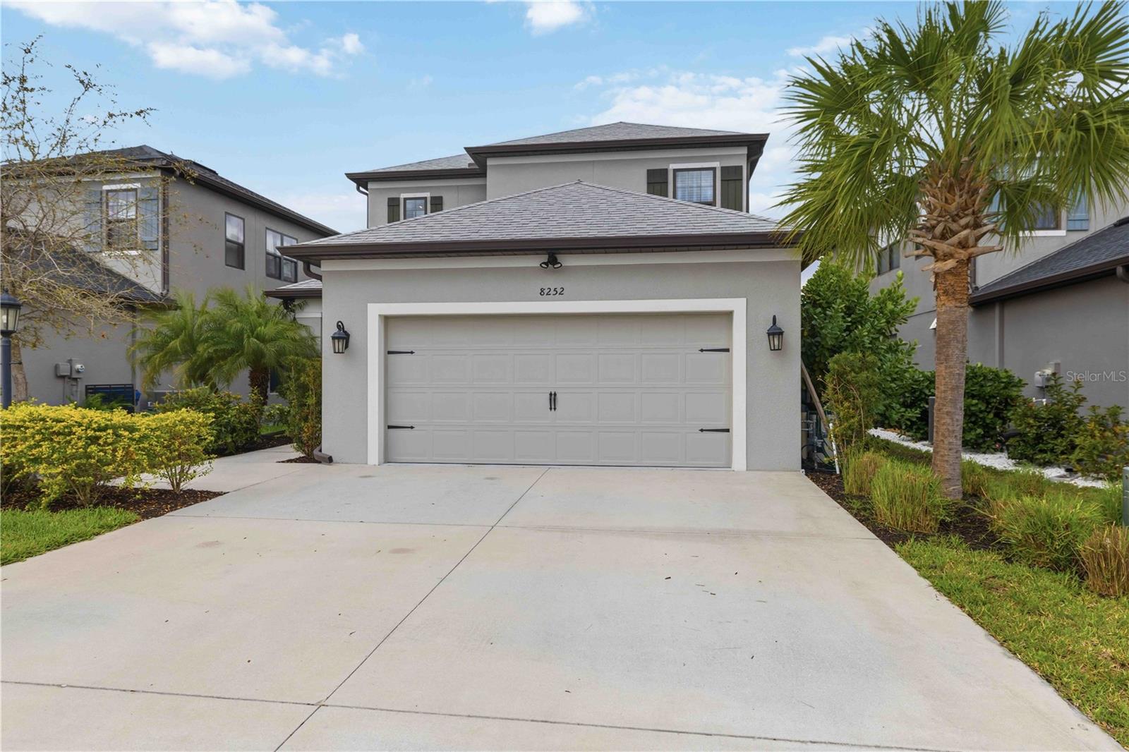 8252 SHOOTING STAR ROAD