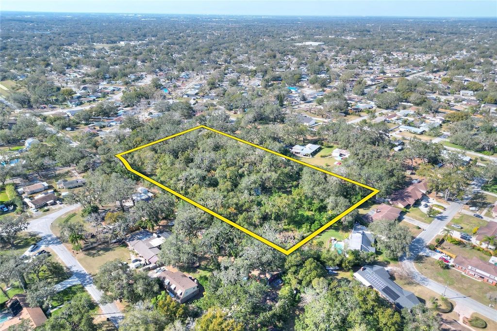 Photo of 505 Seffner Valrico Road, Valrico, FL 33594 (MLS # TB8357776)