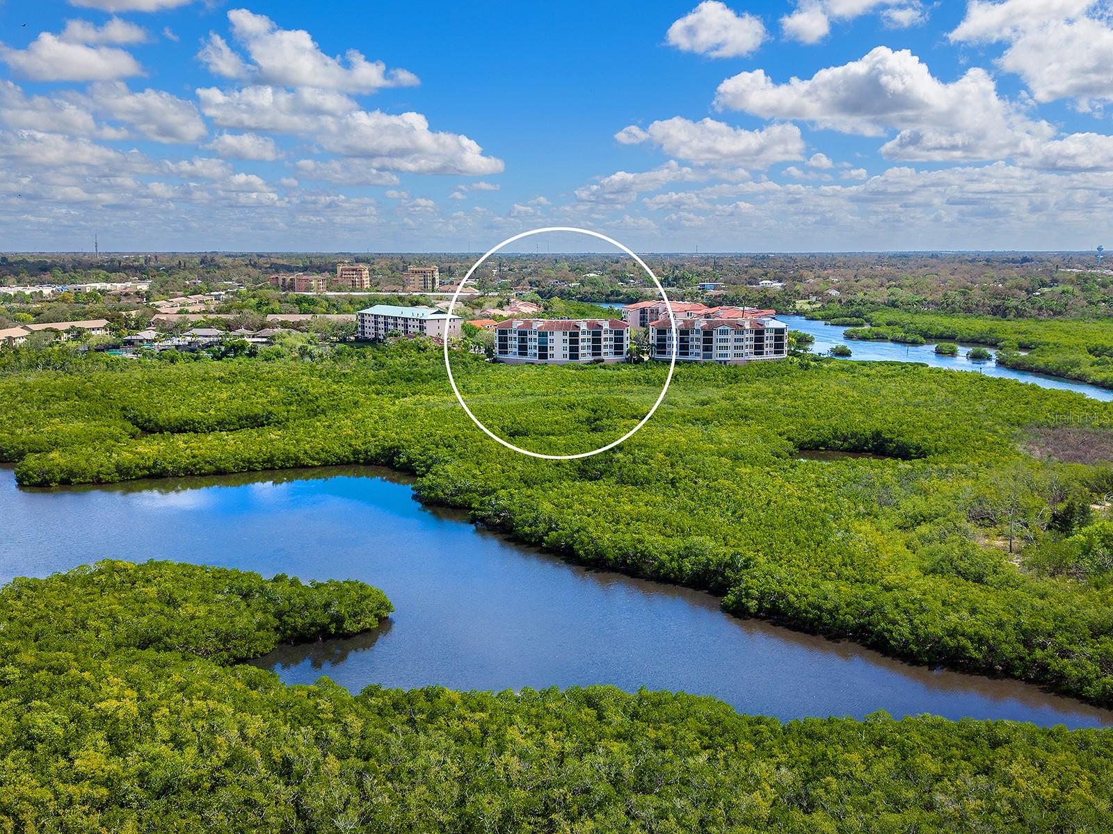 EAGLES POINT AT THE LANDINGS 1 - Residential