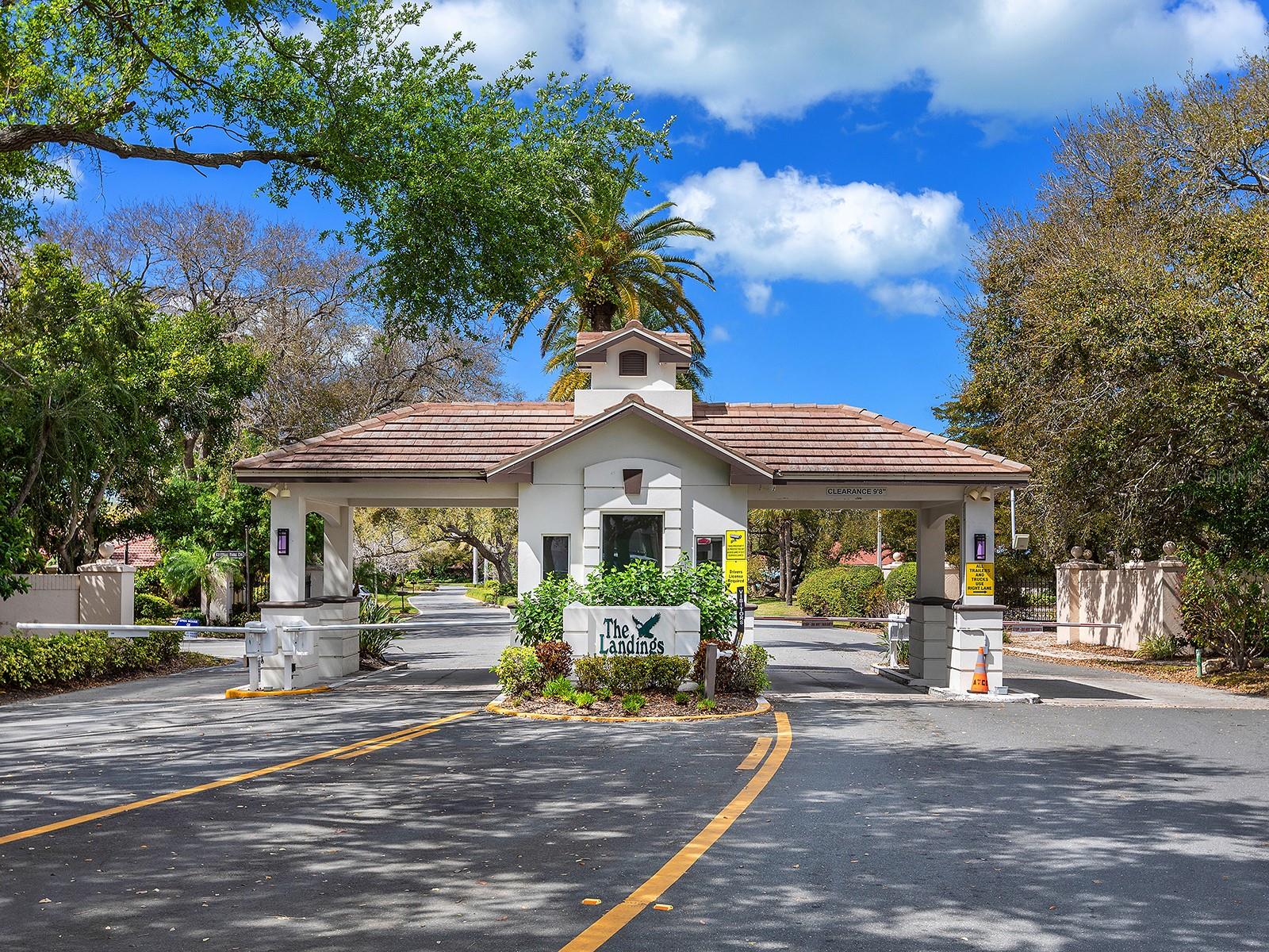 EAGLES POINT AT THE LANDINGS 1 - Residential