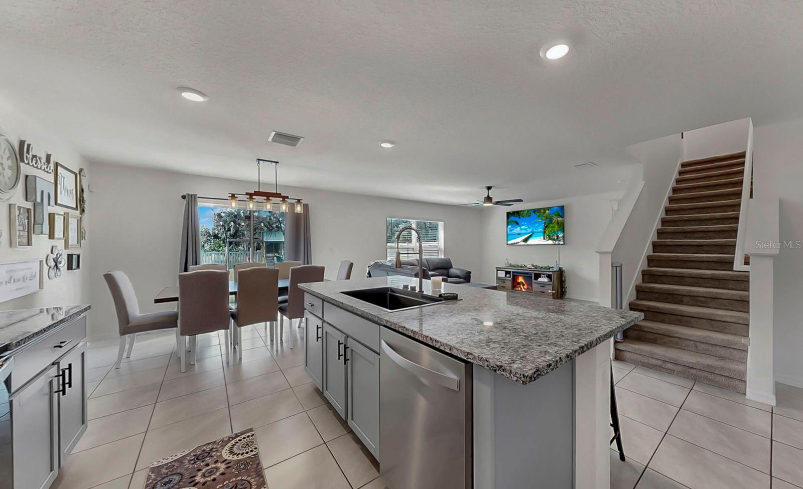 BERRY BAY SUB - Residential