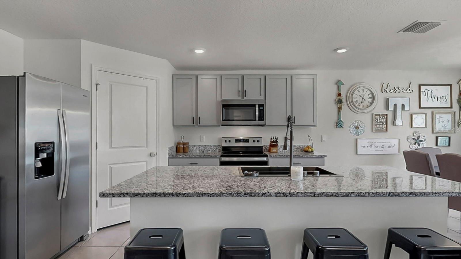 BERRY BAY SUB - Residential