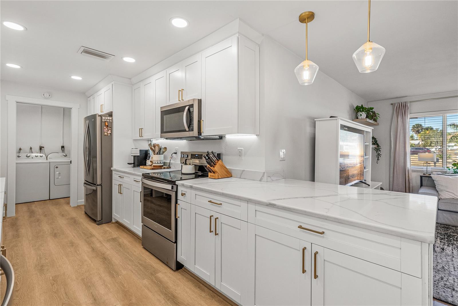 IMPERIAL PARK - Residential