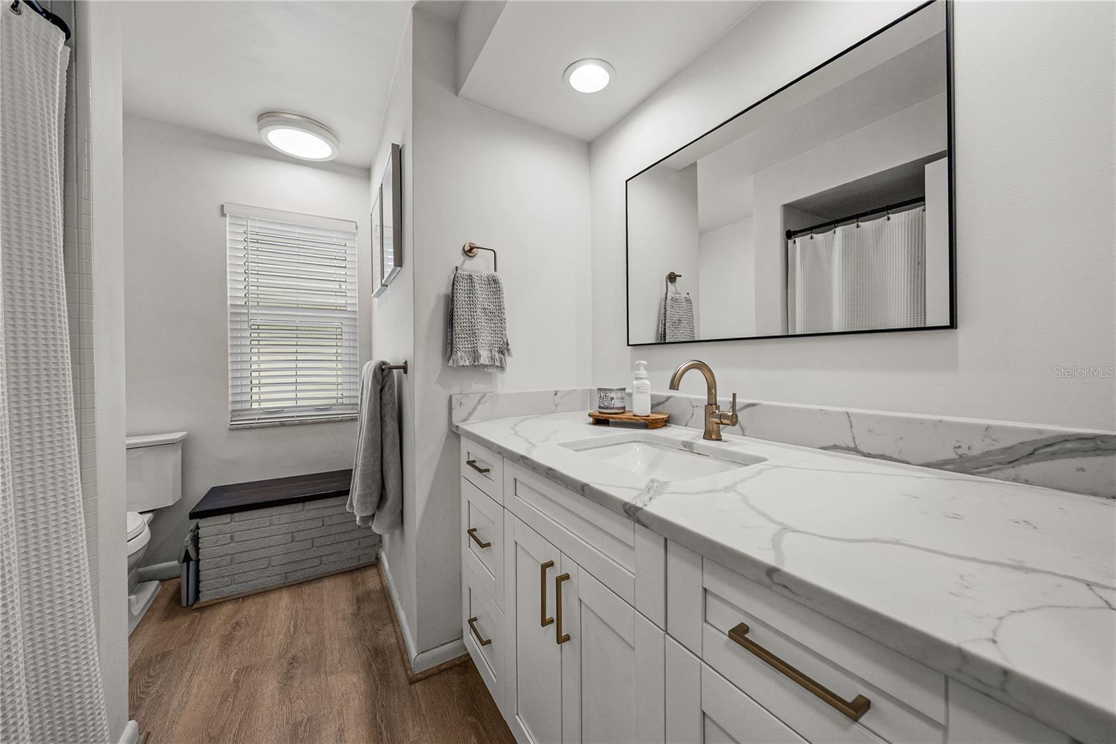 IMPERIAL PARK - Residential