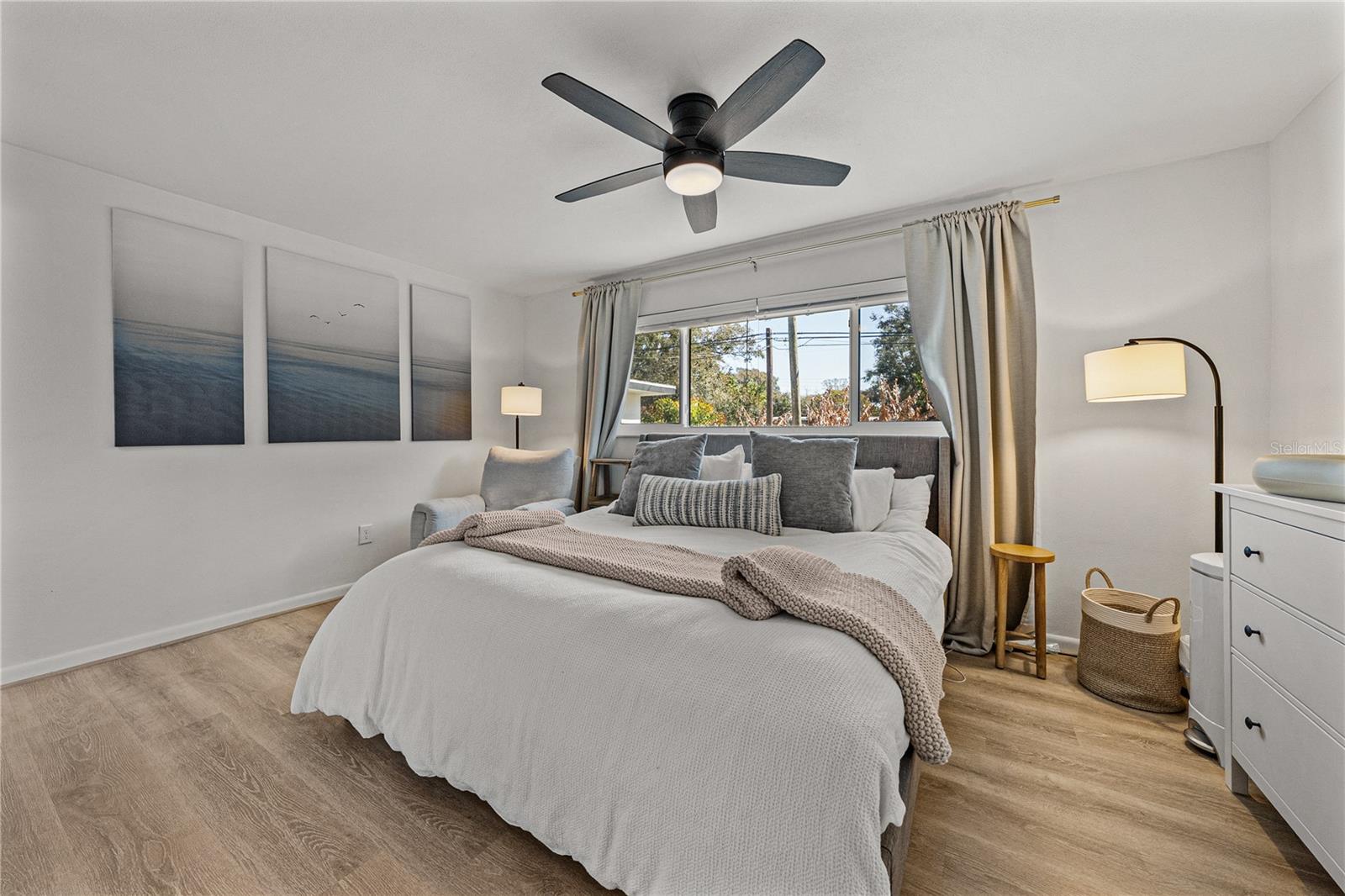 IMPERIAL PARK - Residential