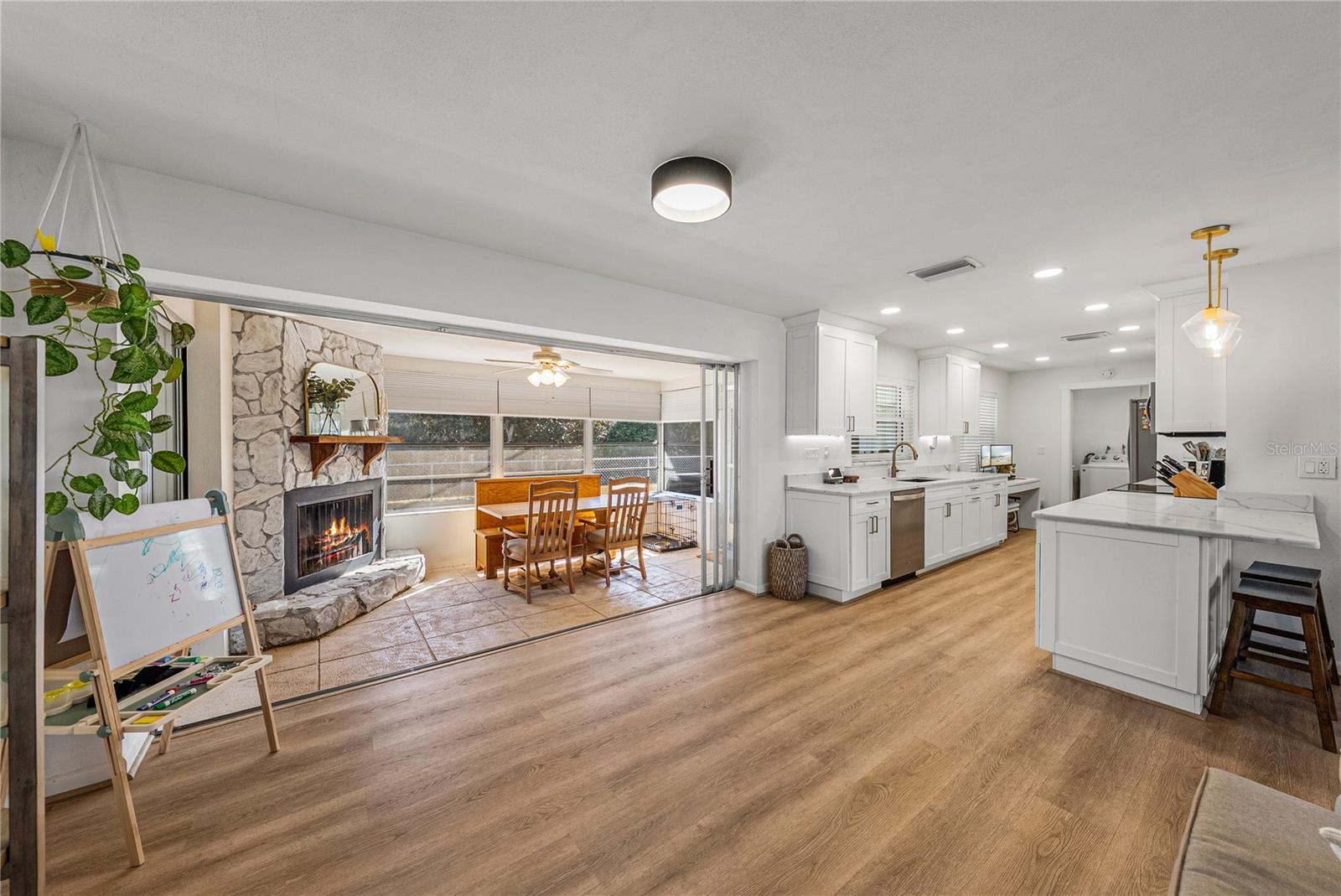 IMPERIAL PARK - Residential