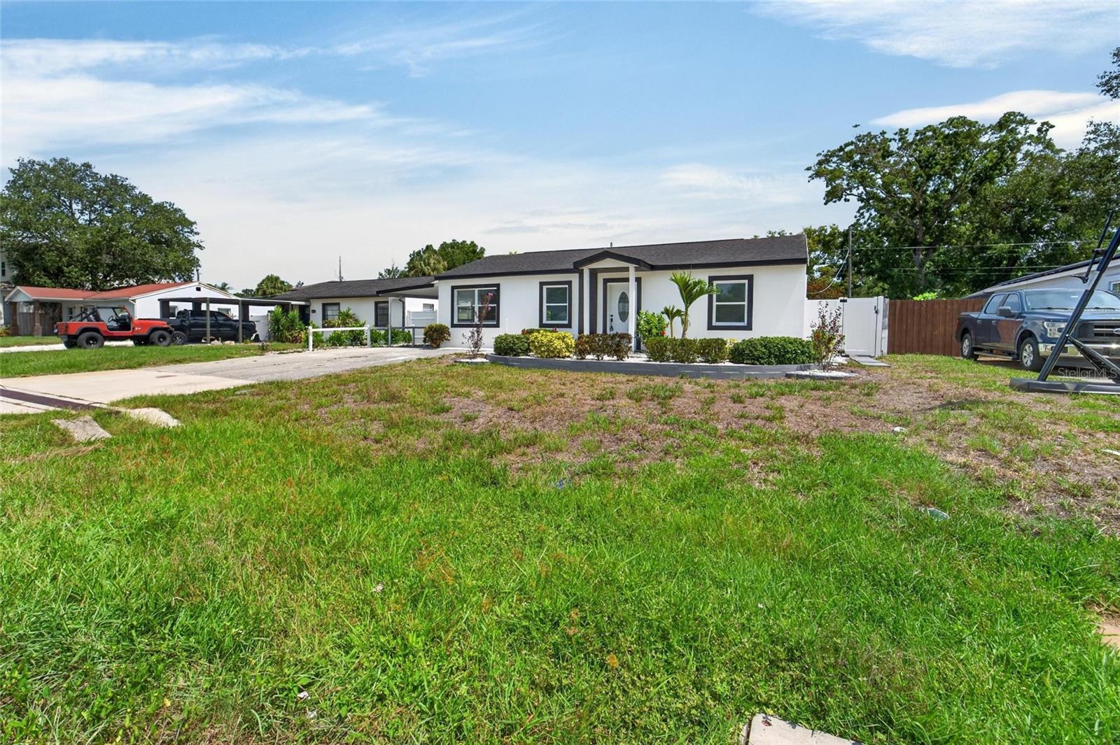4711 W LAWN AVENUE