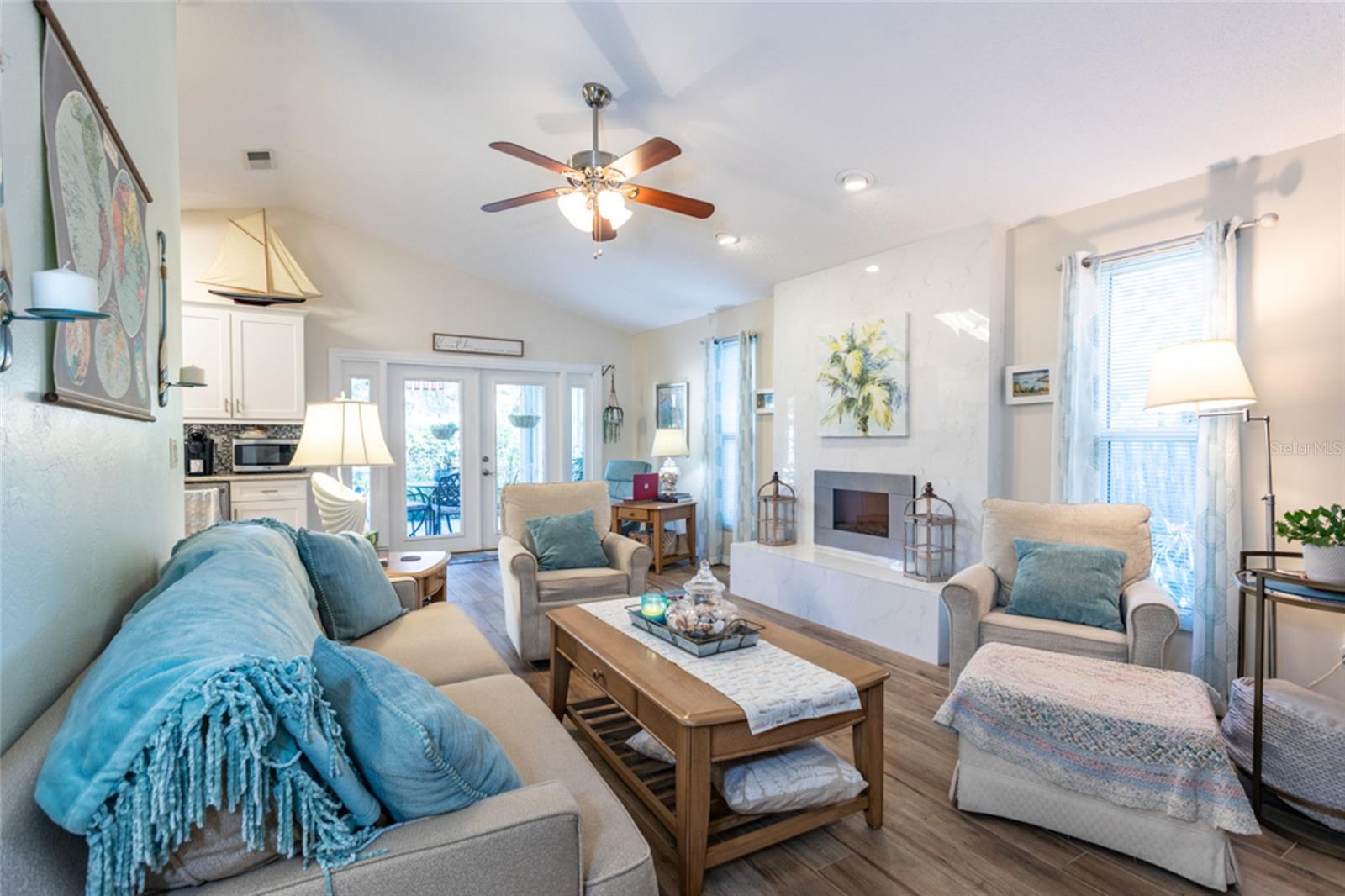 NORTHBROOK UNIT 04 - Residential