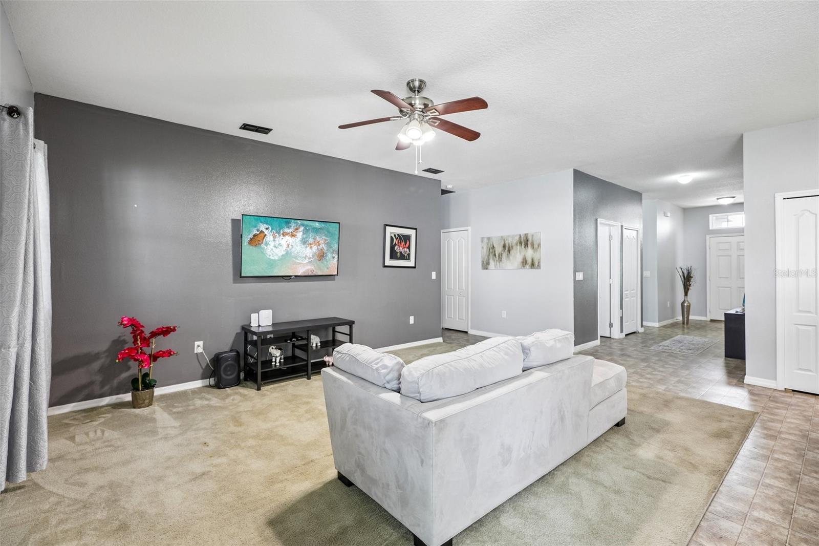 LIBERTY SQUARE - Residential