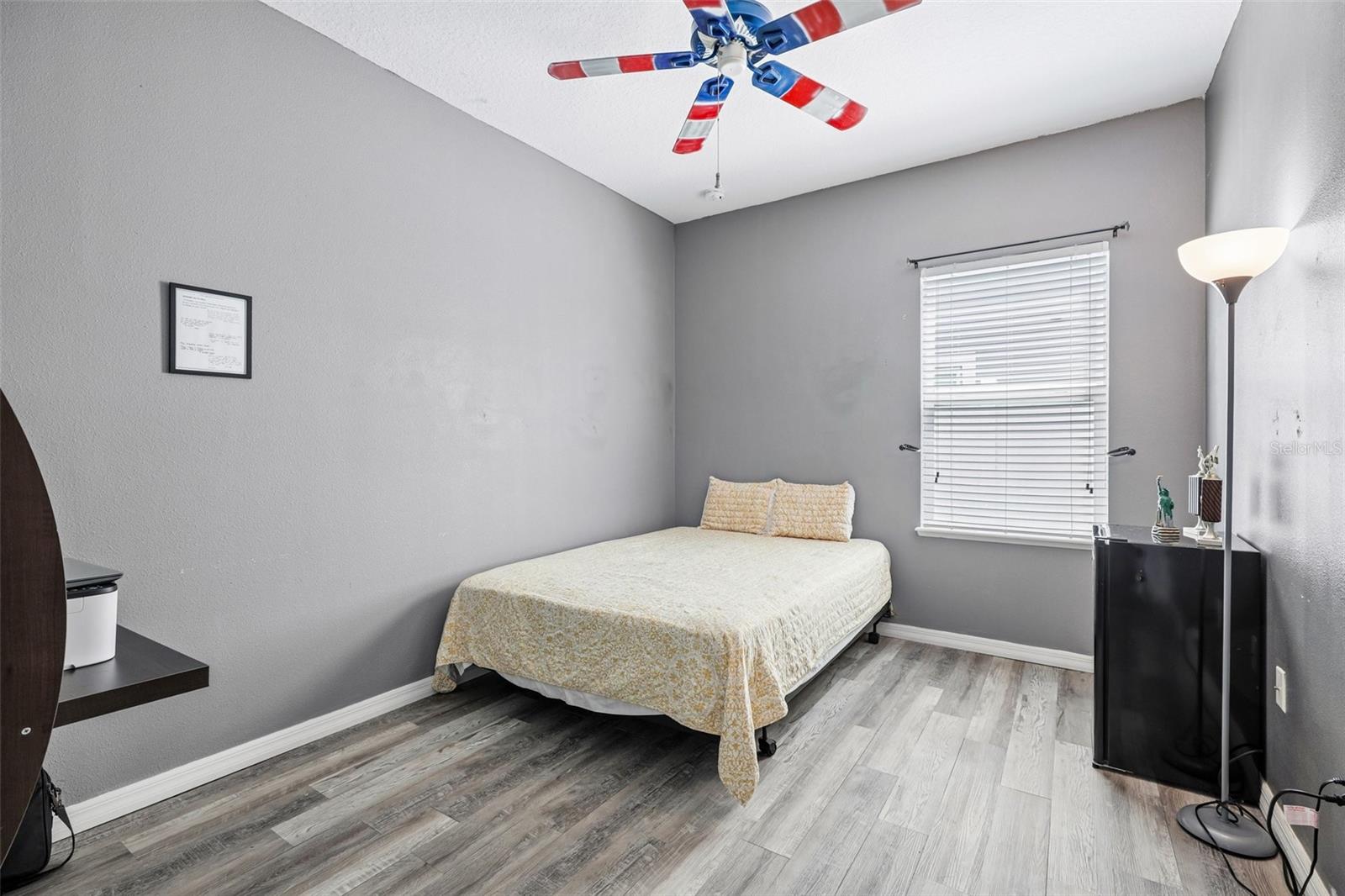 LIBERTY SQUARE - Residential