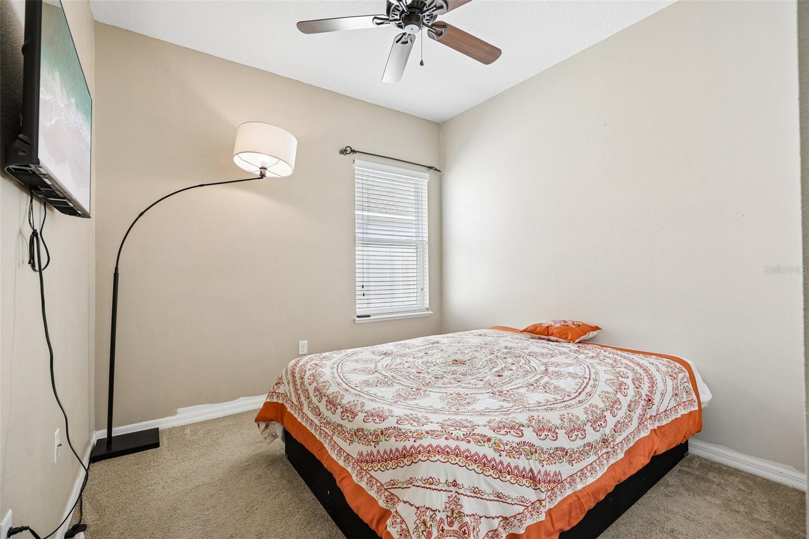 LIBERTY SQUARE - Residential