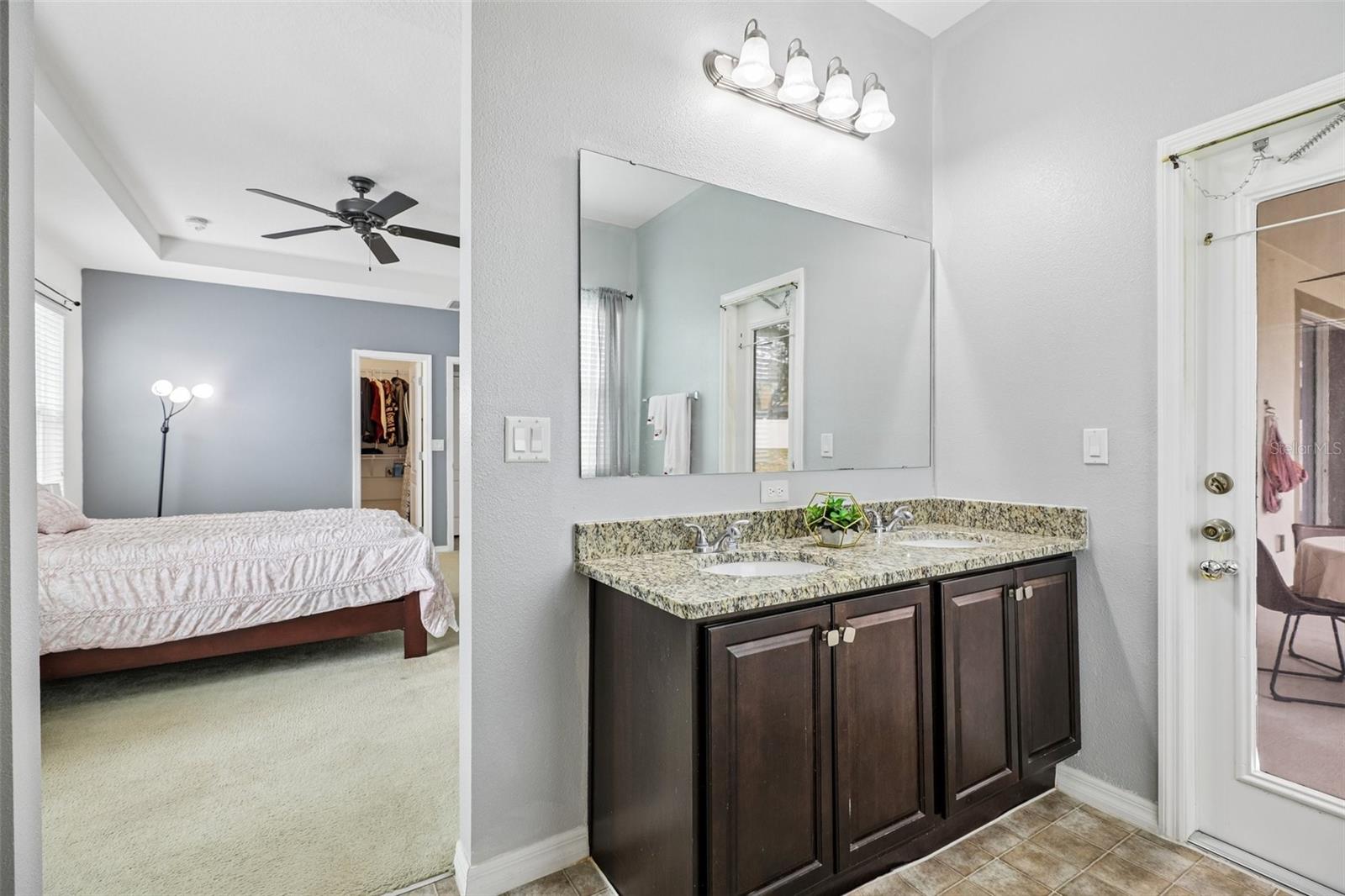 LIBERTY SQUARE - Residential