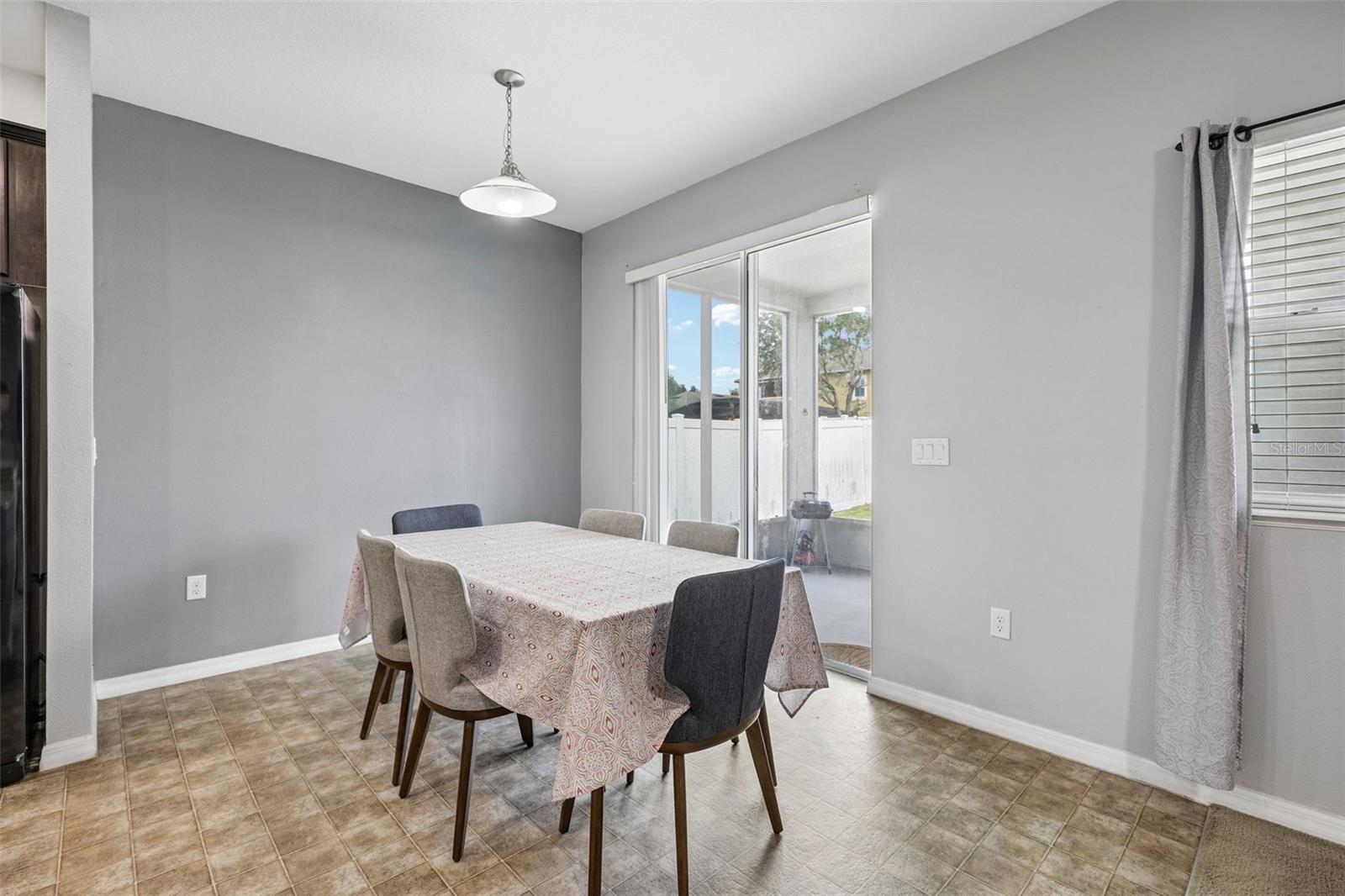 LIBERTY SQUARE - Residential