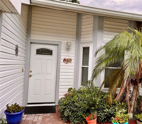 840 FRANKLIN CIR PALM HARBOR FL 34683