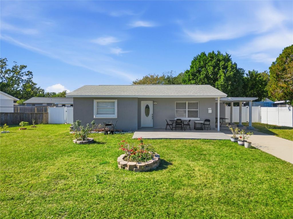 Photo of 7210 Dr Martin Luther King Jr Street N, St Petersburg, FL 33702 (MLS # TB8458198)