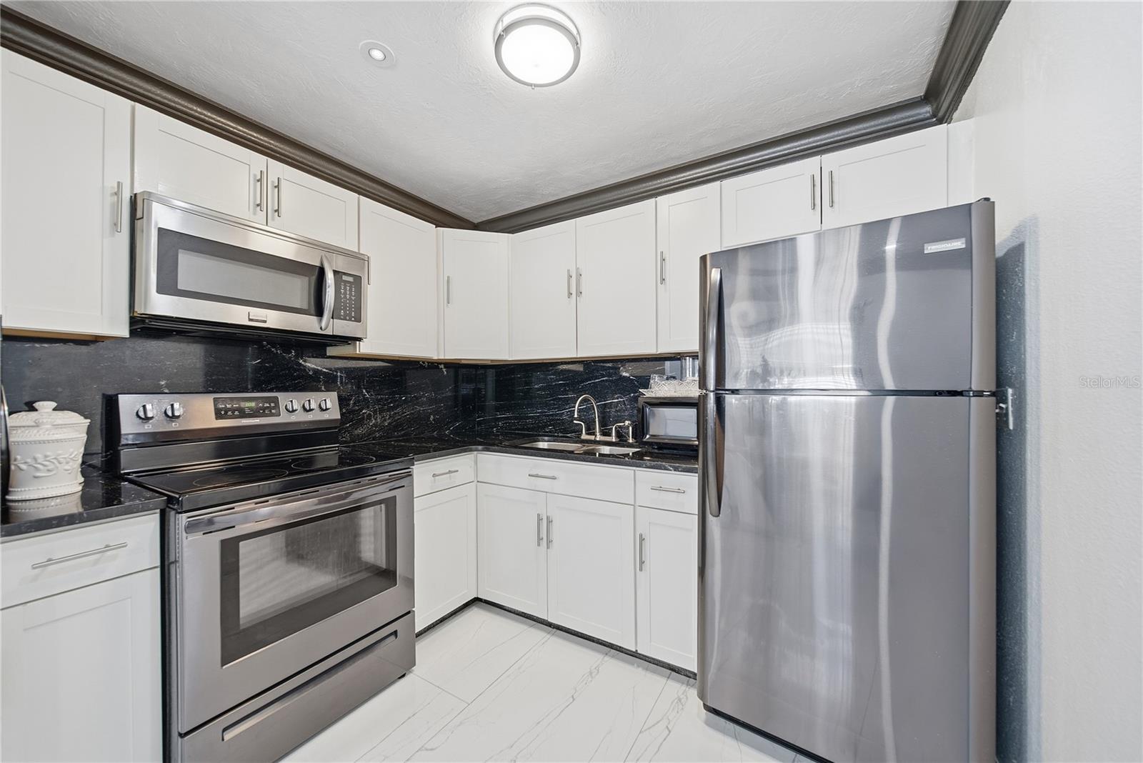 MEADOW LAWN 3RD ADD - Residential