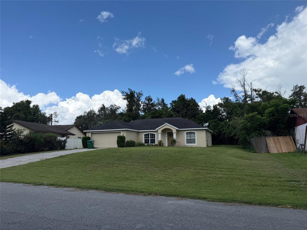 Photo of 972 N Fairbairn Drive, Deltona, FL 32725 (MLS # O6397111)