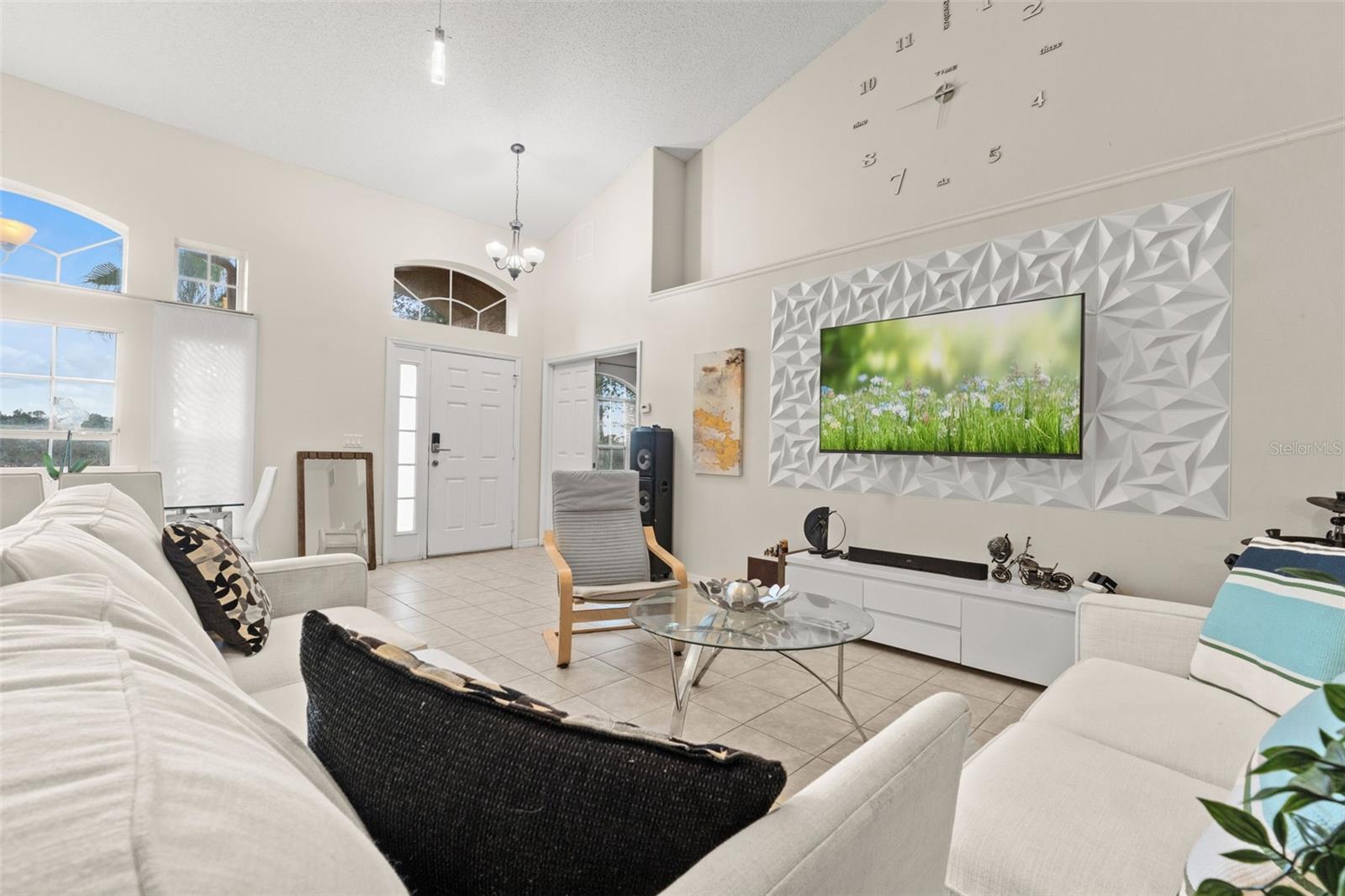1532 NIGHTFALL DRIVE