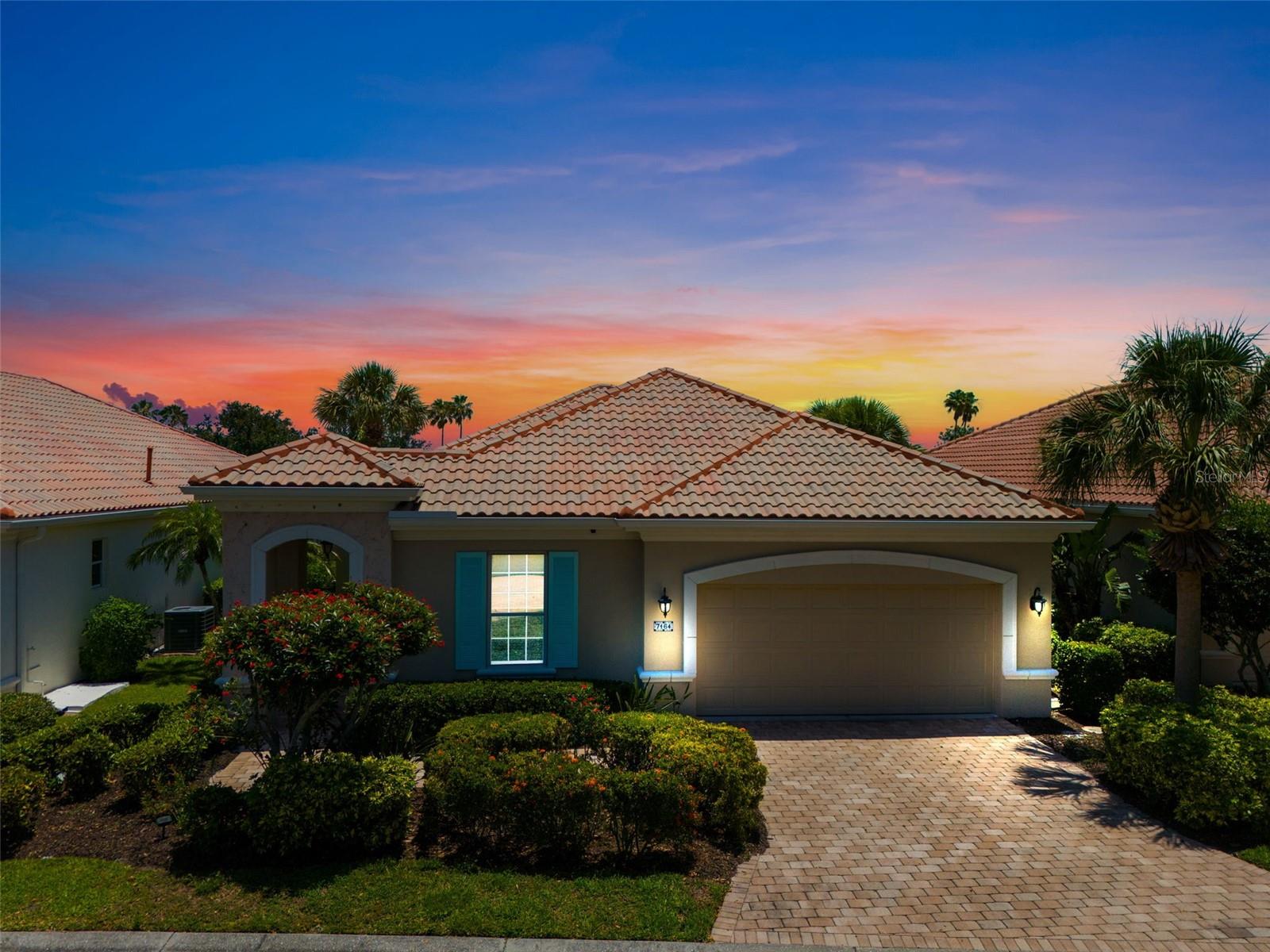 PALISADES AT PALMER RANCH - Residential