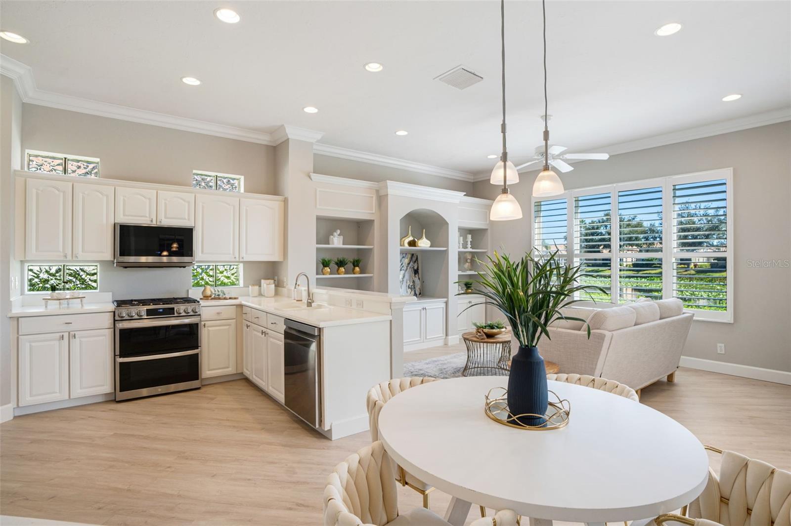 PALISADES AT PALMER RANCH - Residential